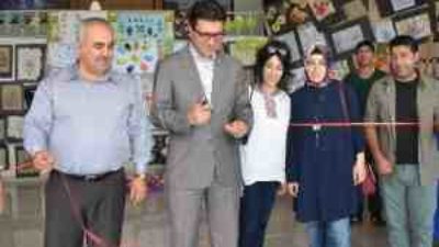 KÖY OKULU ÖĞRENCİLERİ RESİM SERGİSİ AÇTI